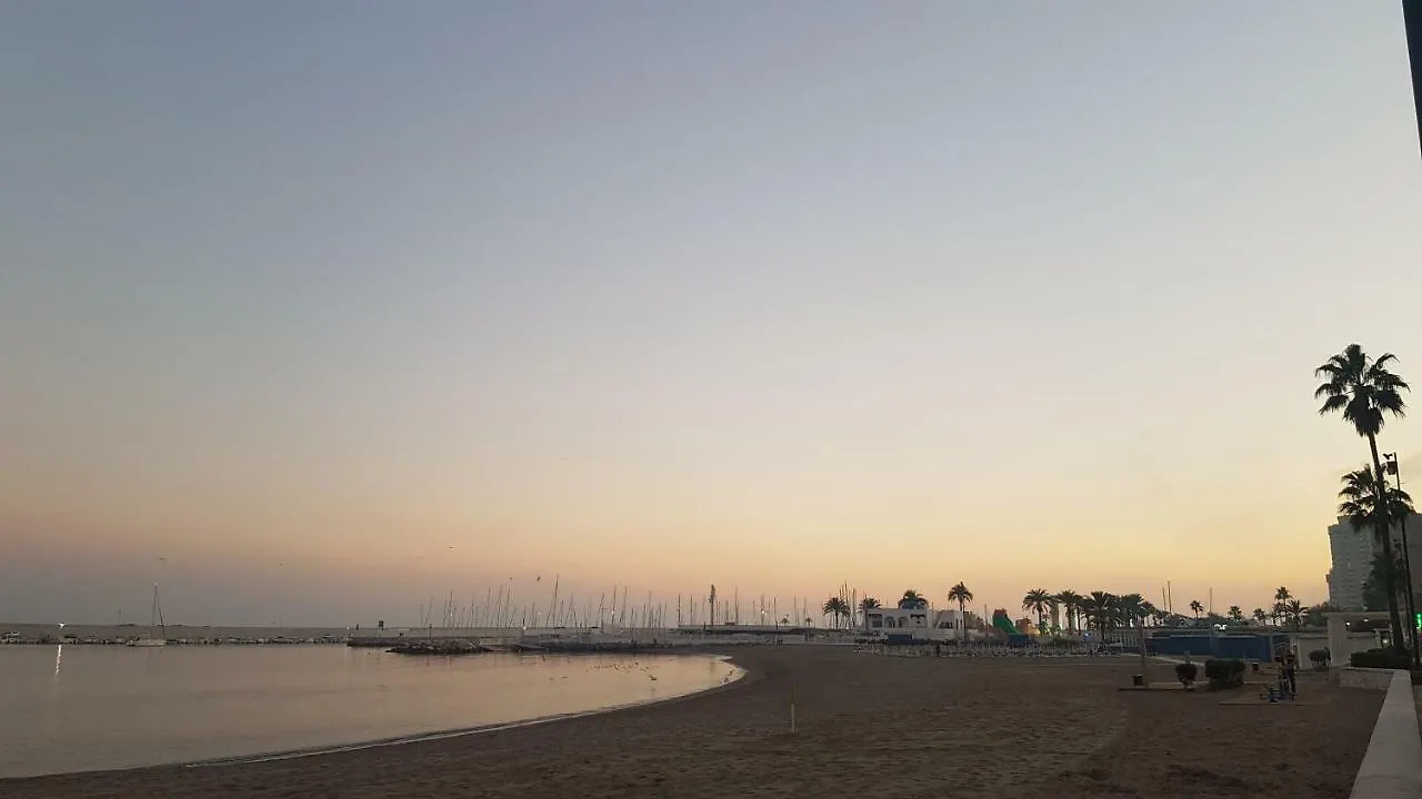 Seafront Luxury Studio In Las Palmeras Hotel Fuengirola Apartamento